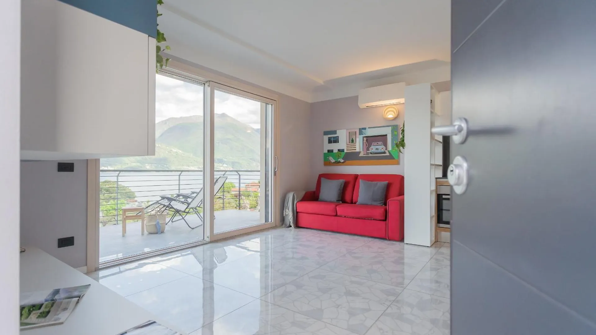 Apartment Misultin House & Swimming Pool, Luxury In Lake Como By Rent All Como Pianello Del Lario Italy