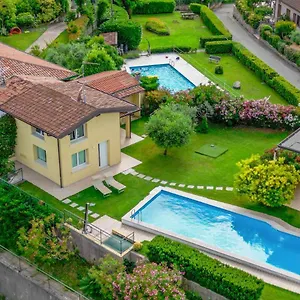 Piscina Panoramica - La Casa Volante Soiano Del Lago